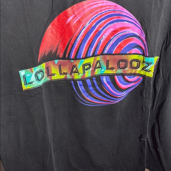 Black and Red Long Sleeve Tee with Psychedelic Graphic - Picture 1 of 4